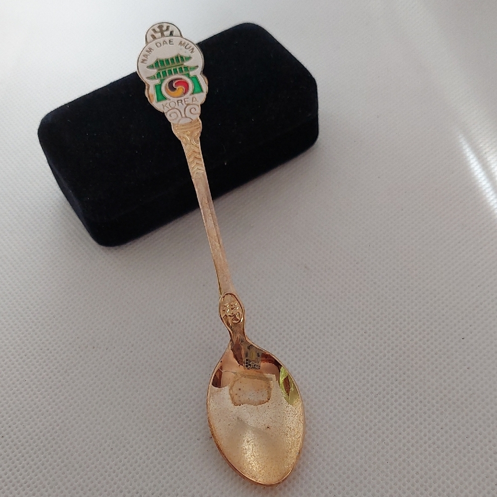 Enamel Korean Temple Gold-filled Vintage Souvenir Spoon Nam Dae Mun GVC - Picture 6 of 6